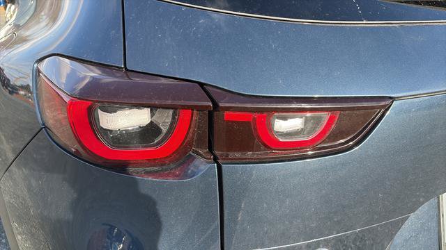Used 2025 MAZDA CX-50 AWD 2.5 S w/ Premium Package image 19