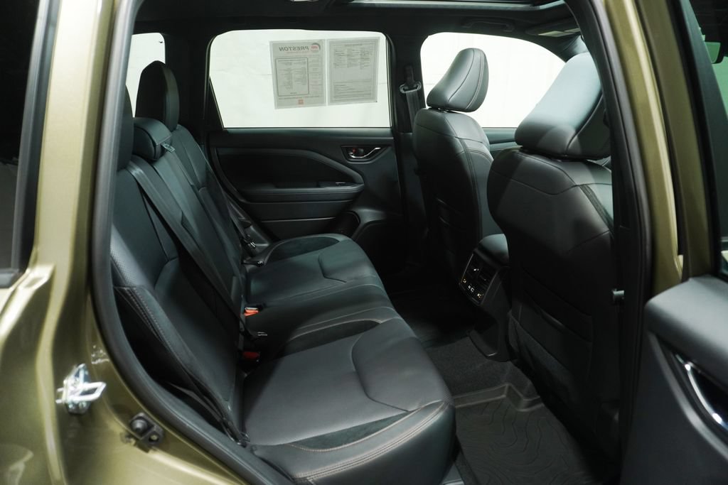 Used 2025 Subaru Forester Touring AWD/4WD image 17