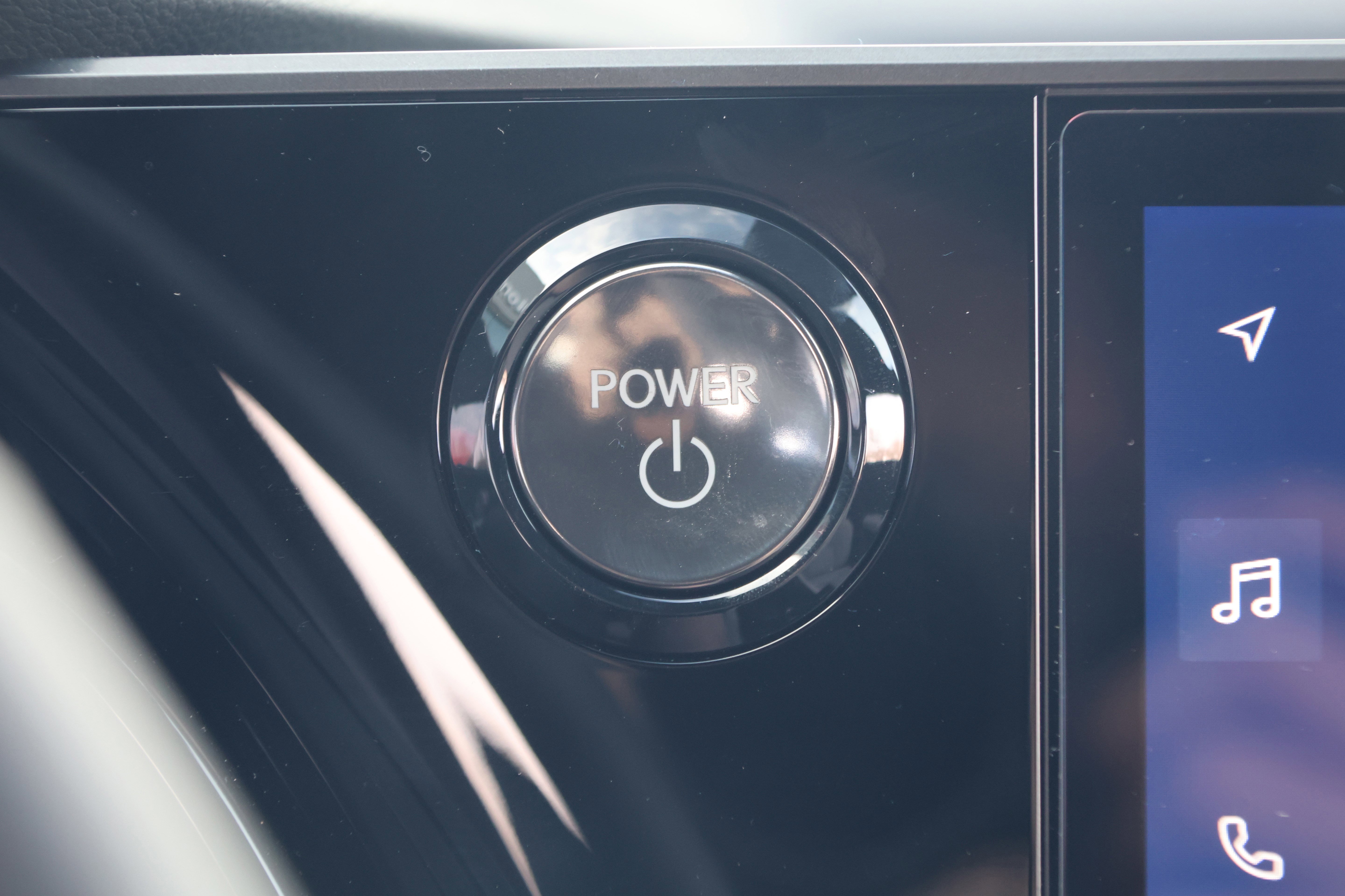 Certified 2026 Lexus RX 350h w/ Convenience Package image 18