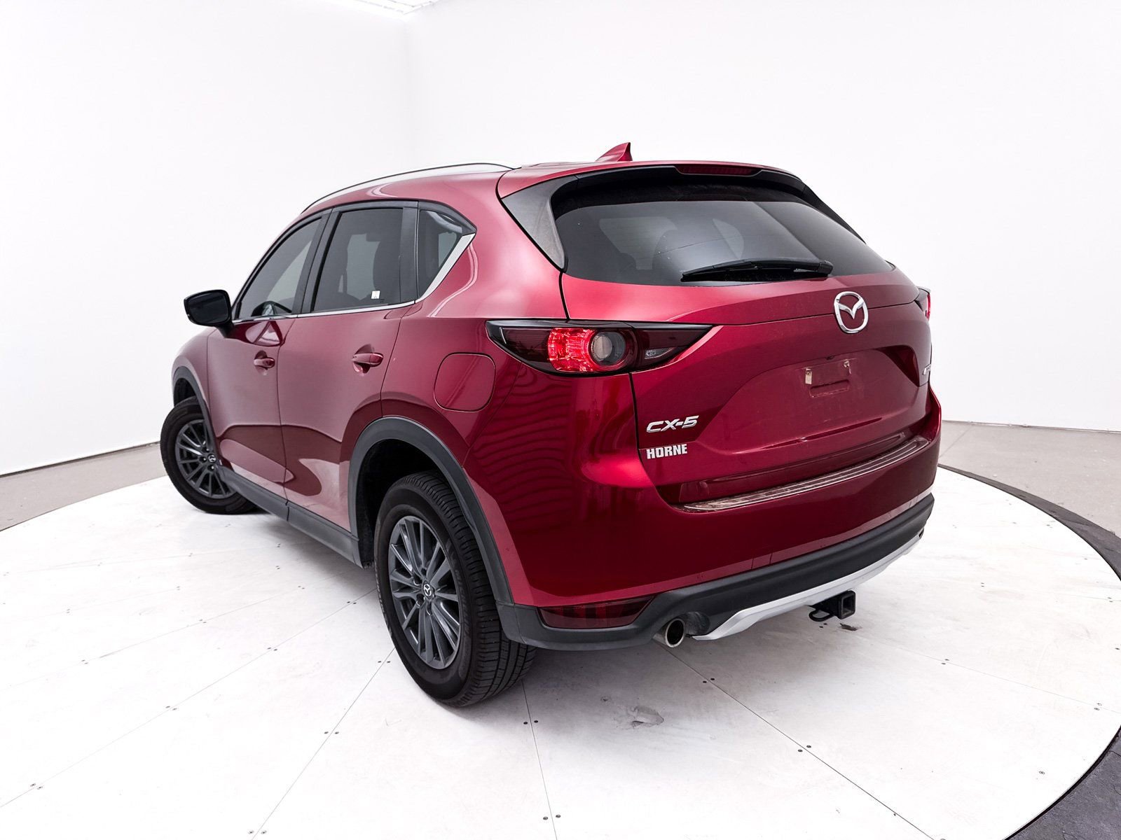 Used 2019 MAZDA CX-5 Touring image 2