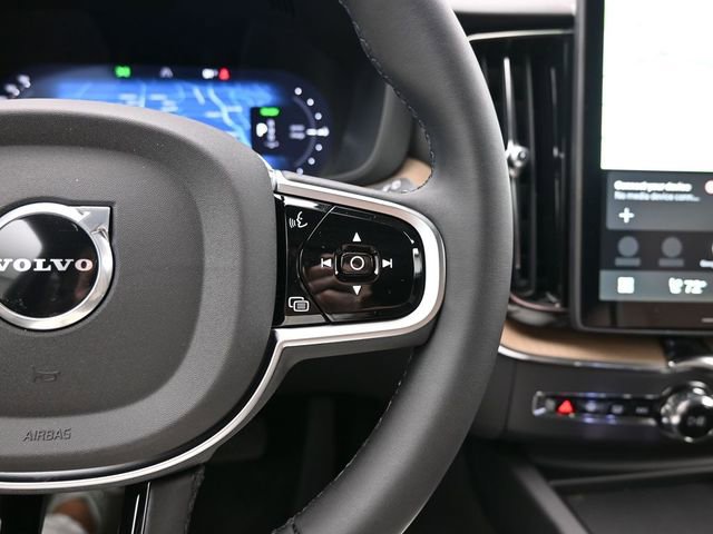 New 2026 Volvo XC60 T8 Plus w/ Protection Package Premier image 25