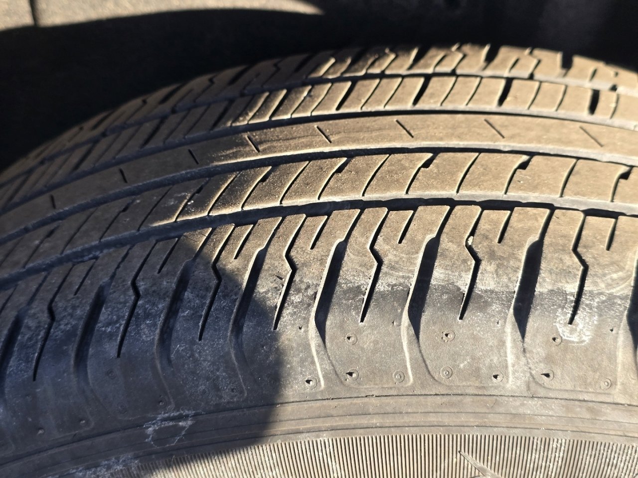 Used 2024 Toyota RAV4 LE image 10