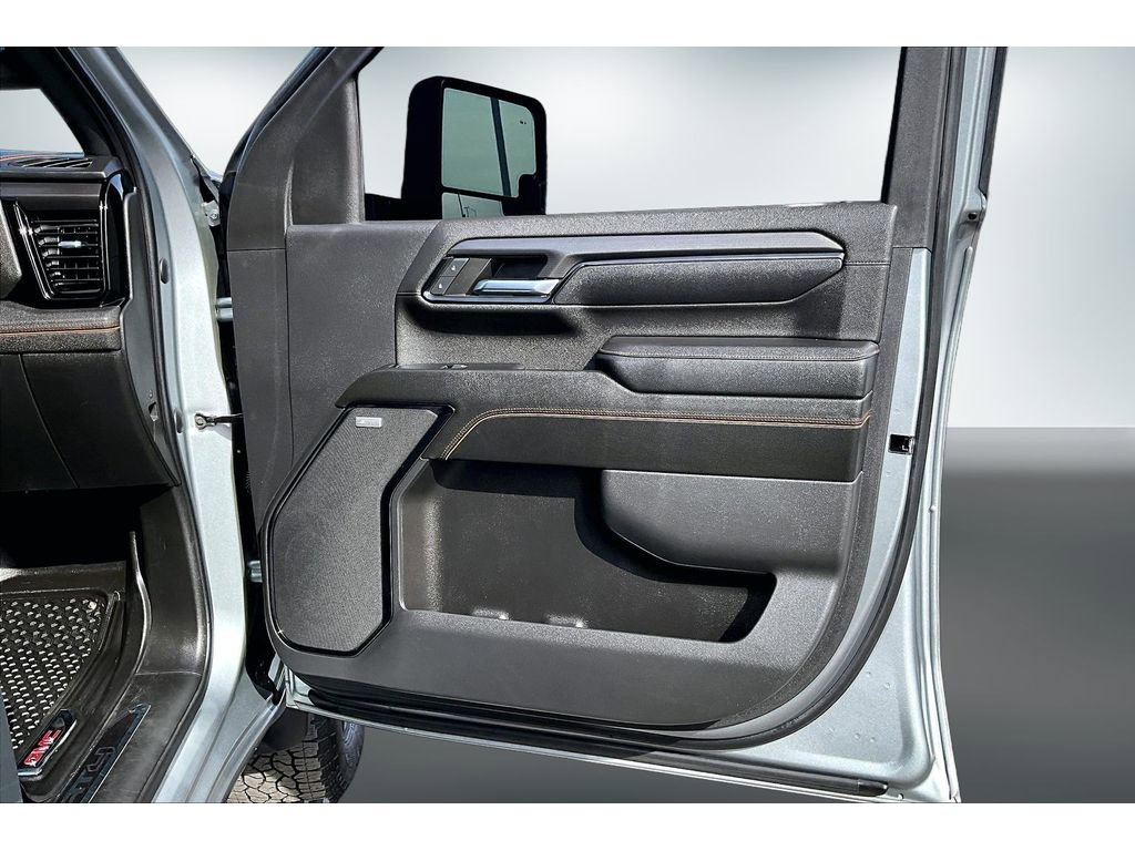 Used 2024 GMC Sierra 2500 AT4 w/ Max Trailering Package AWD/4WD image 25