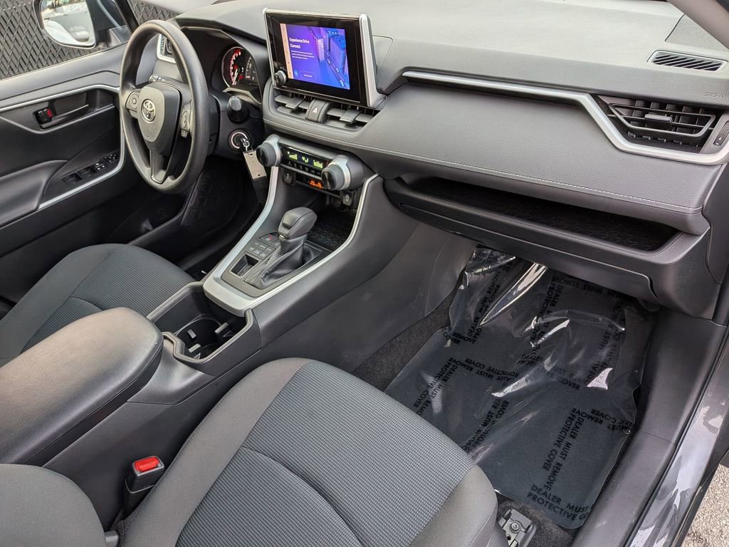 Used 2023 Toyota RAV4 LE image 6