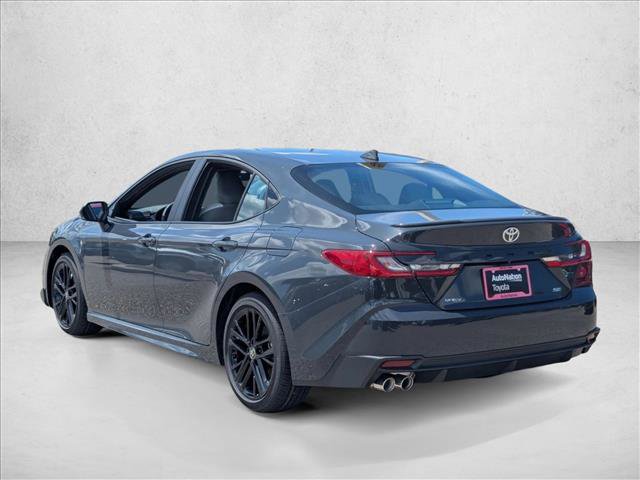 Used 2025 Toyota Camry SE image 8