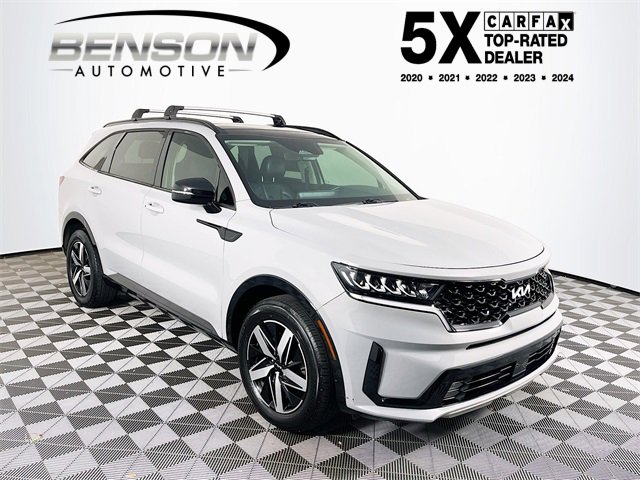 Used 2022 Kia Sorento EX w/ Panoramic Sunroof Package
