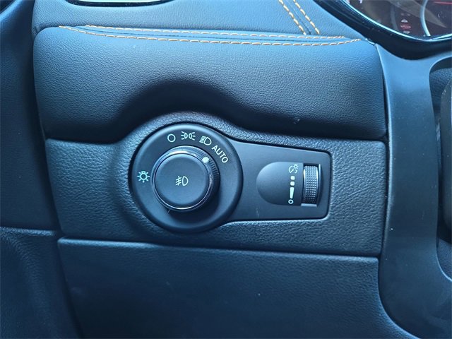 Used 2022 Dodge Durango R/T w/ Quick Order Package 22F image 28