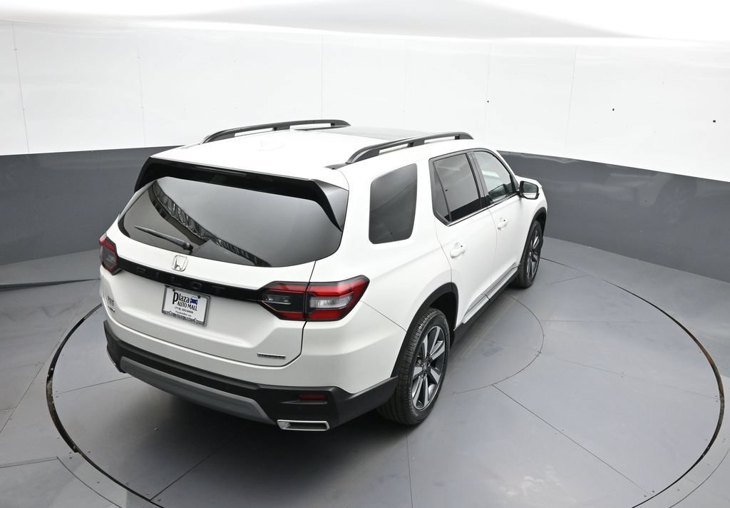 Certified 2024 Honda Pilot Touring image 40