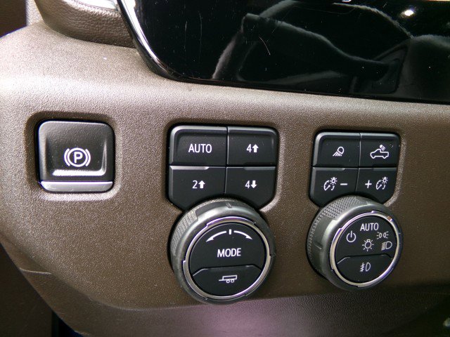 Used 2024 Chevrolet Silverado 3500 LTZ w/ LTZ Plus Package image 21