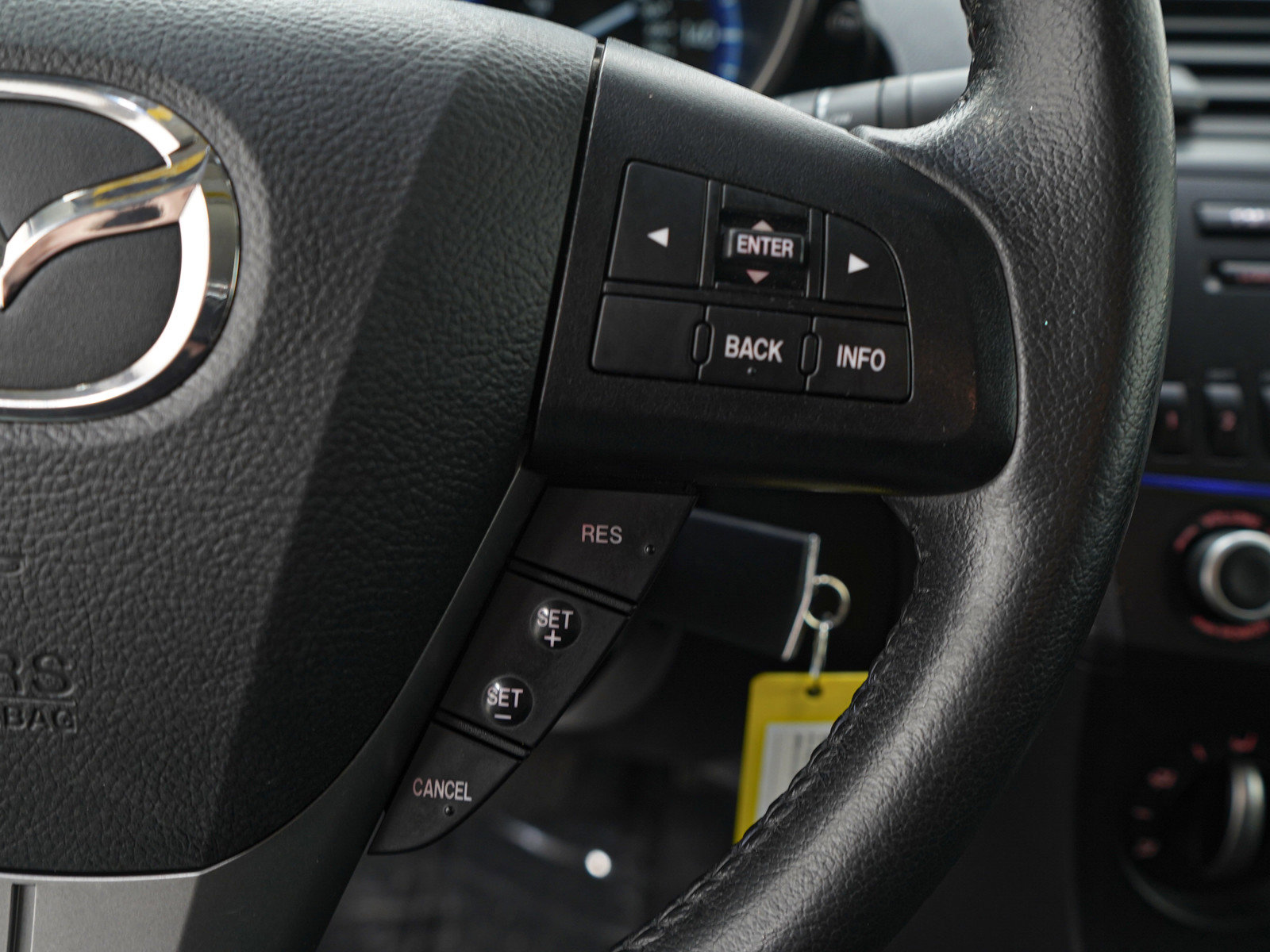 Used 2012 MAZDA MAZDA3 i Touring FWD image 24