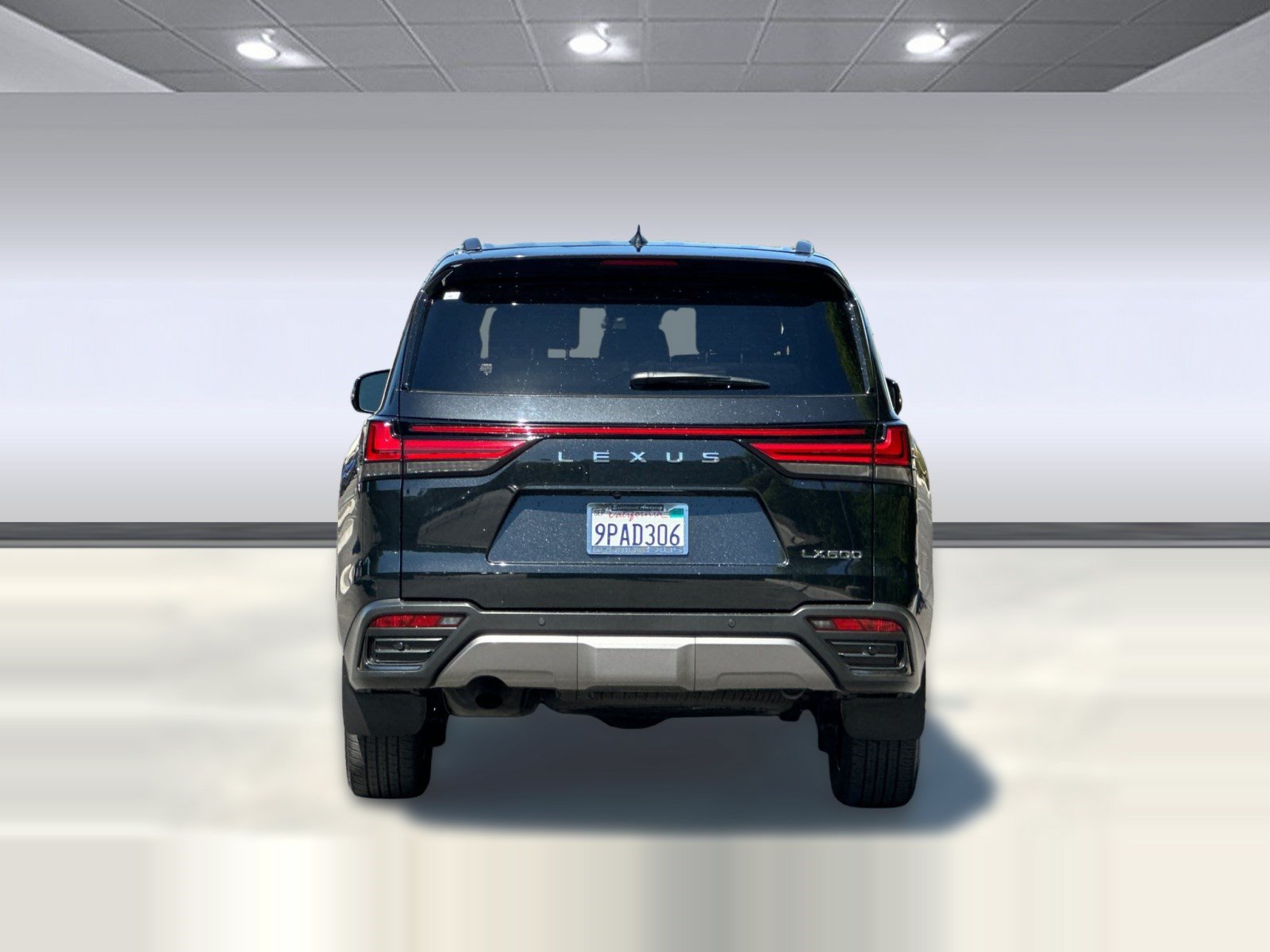 Certified 2024 Lexus LX 600 4WD w/ Appearance Package image 11