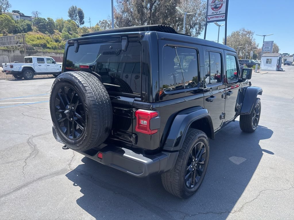 Certified 2025 Jeep Wrangler Unlimited Sahara w/ Safety Group AWD/4WD image 9
