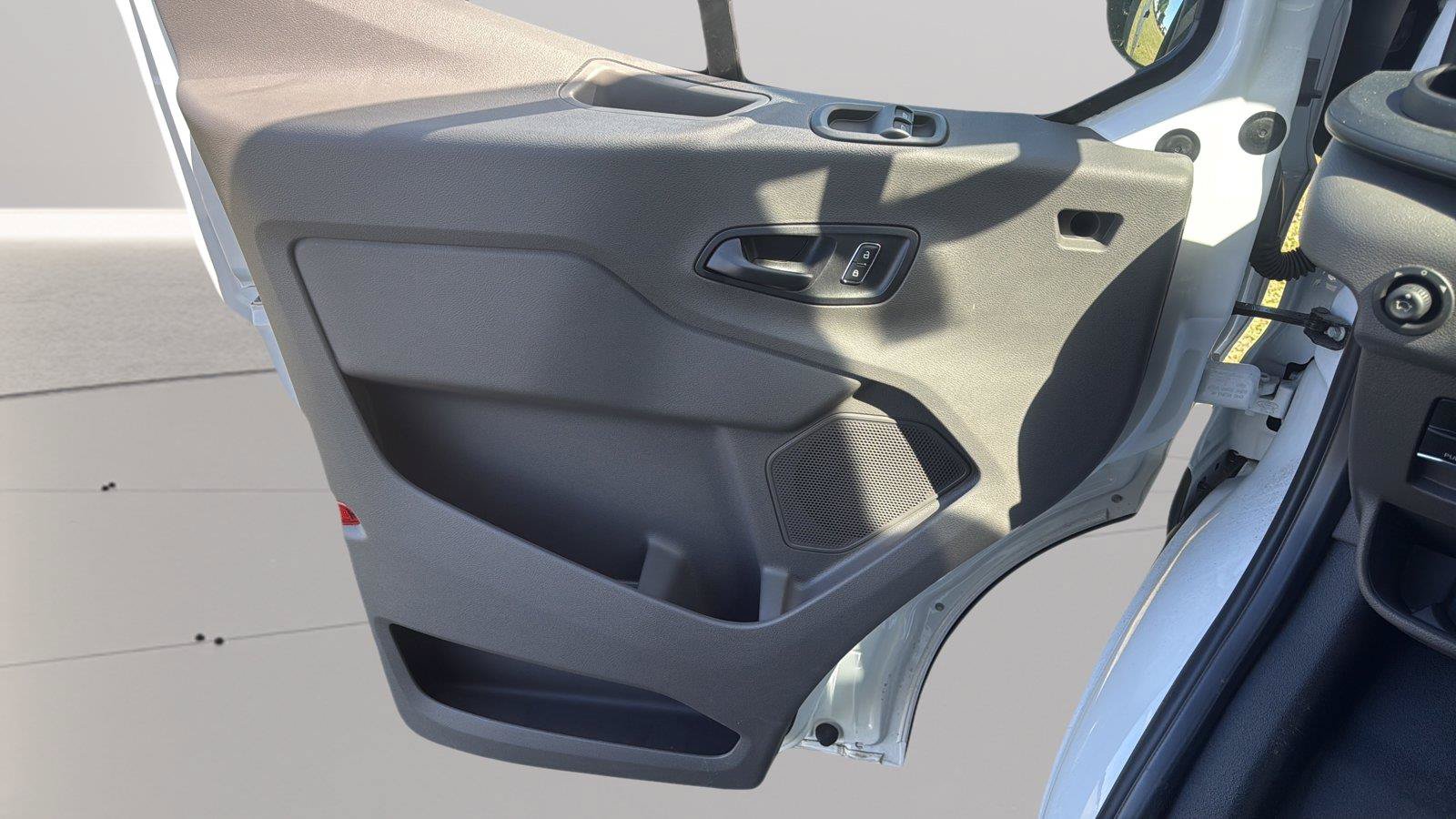 New 2025 Ford Transit 350 w/ Interior Upgrade Package RWD image 19