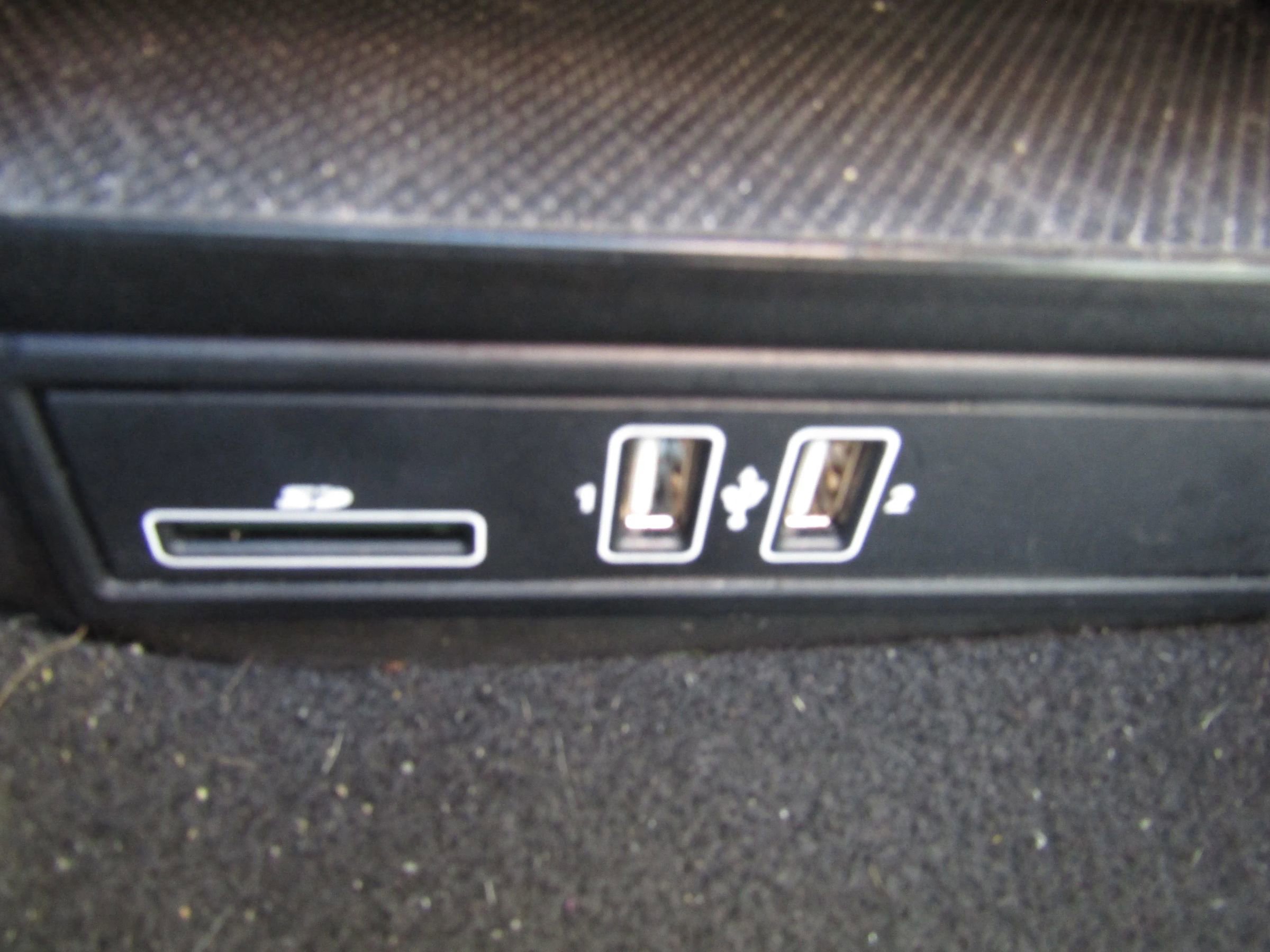 Used 2017 Mercedes-Benz C 300 4MATIC Sedan image 26