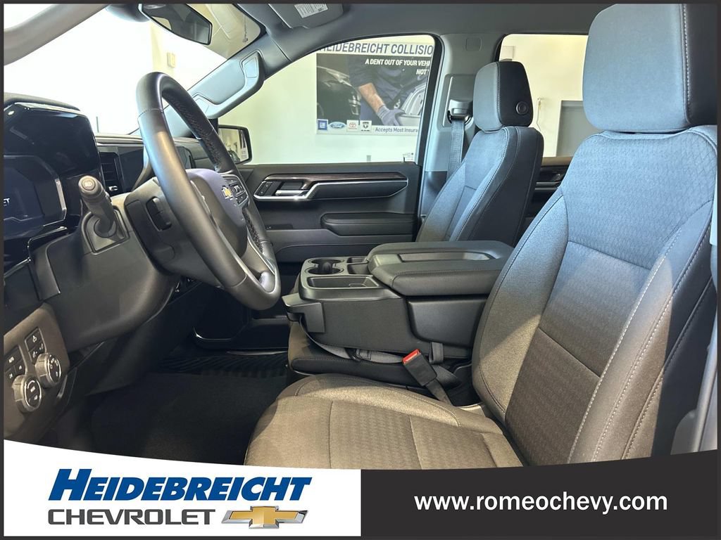 Certified 2024 Chevrolet Silverado 1500 LT AWD/4WD image 13