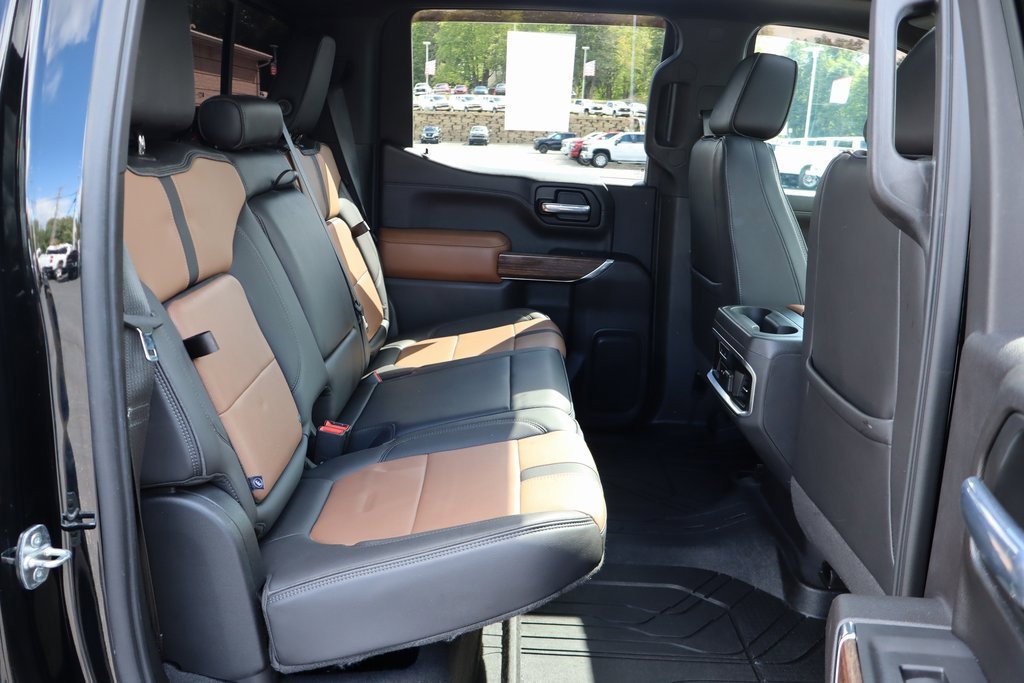 Used 2021 Chevrolet Silverado 1500 High Country w/ Technology Package image 26