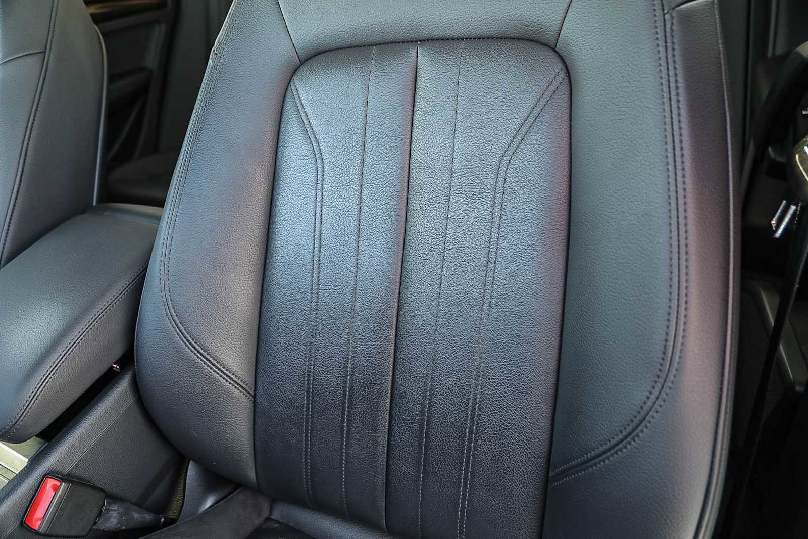 Used 2020 Audi Q5 2.0T Premium w/ Convenience Package image 23