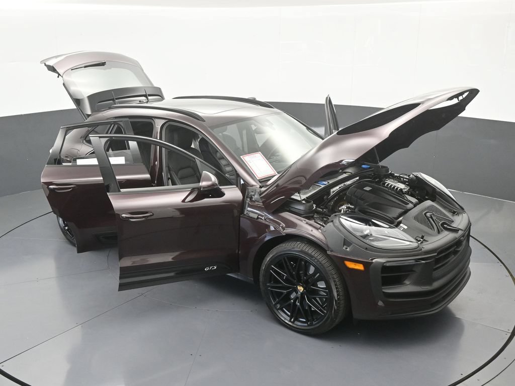 Used 2025 Porsche Macan GTS AWD/4WD image 75