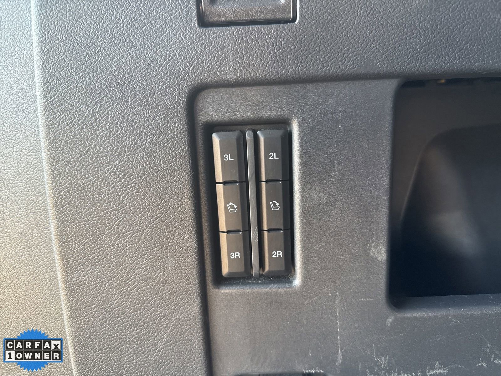 Used 2024 Ford Expedition Limited image 27