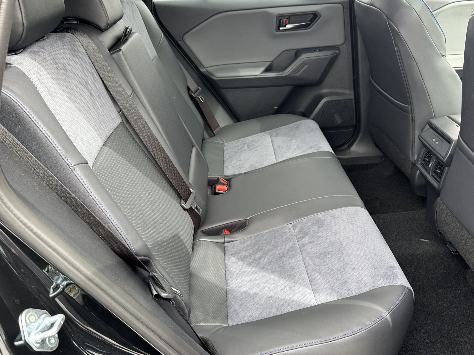 New 2026 Toyota RAV4 XSE AWD/4WD image 5