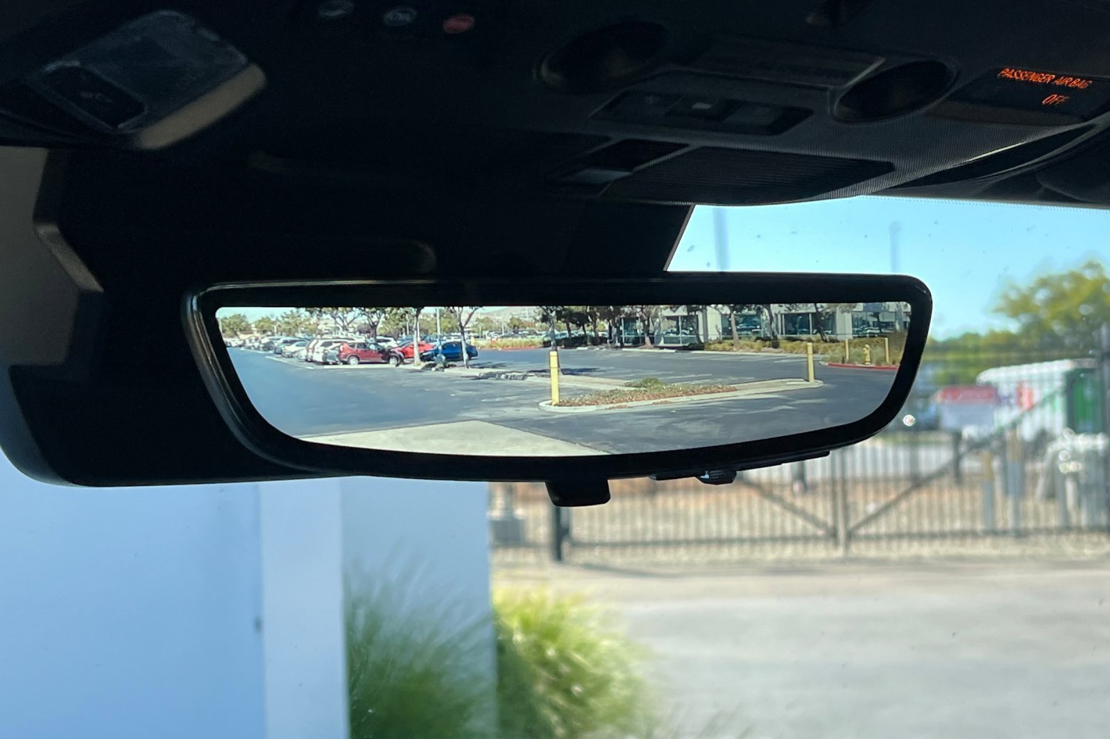 Used 2025 GMC Hummer EV 2X w/ Extreme Off-Road Package image 24