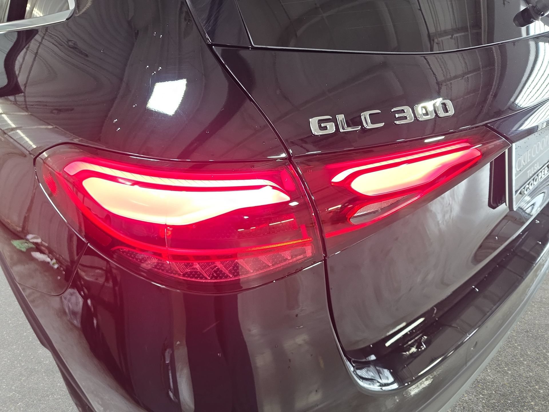 Used 2024 Mercedes-Benz GLC 300 4MATIC image 33