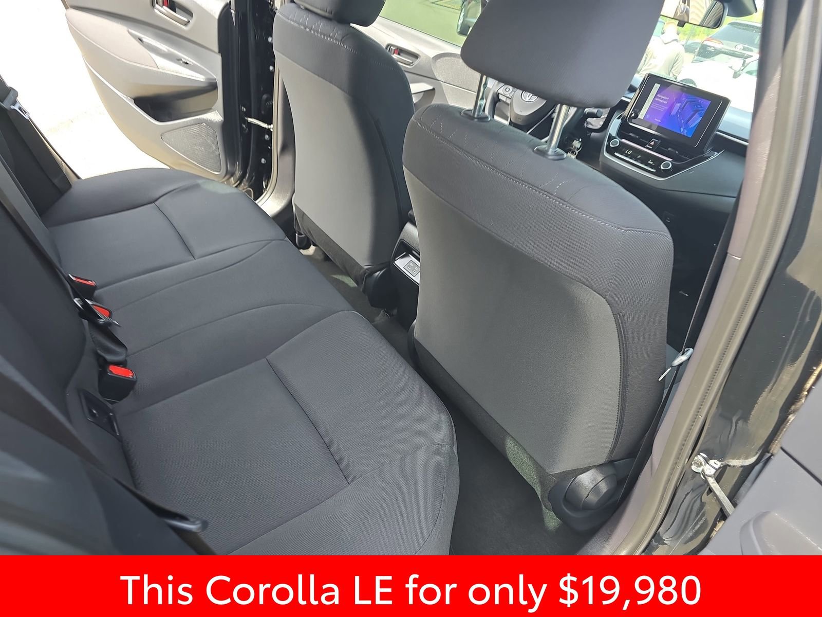 Used 2024 Toyota Corolla LE image 17