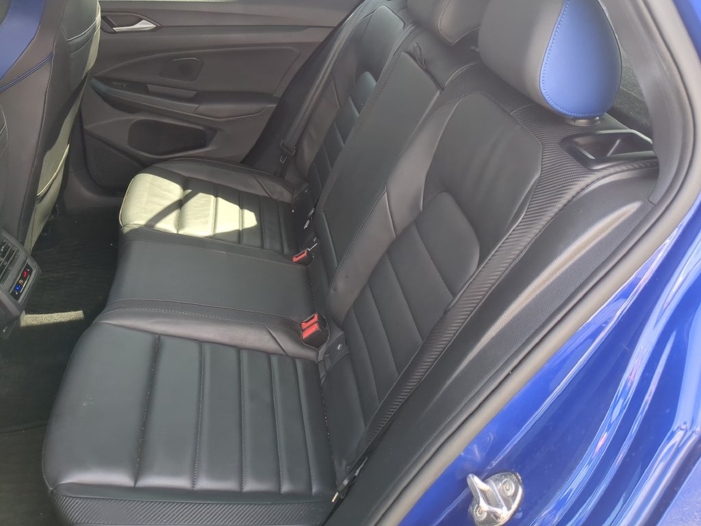 Used 2023 Volkswagen Golf R AWD/4WD image 16