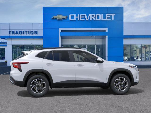New 2026 Chevrolet Trax LT w/ Sunroof Package FWD image 5