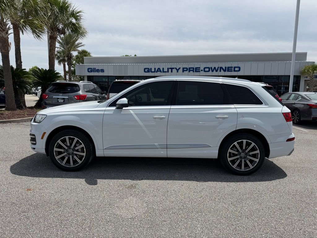 Used 2017 Audi Q7 3.0T Premium Plus image 2