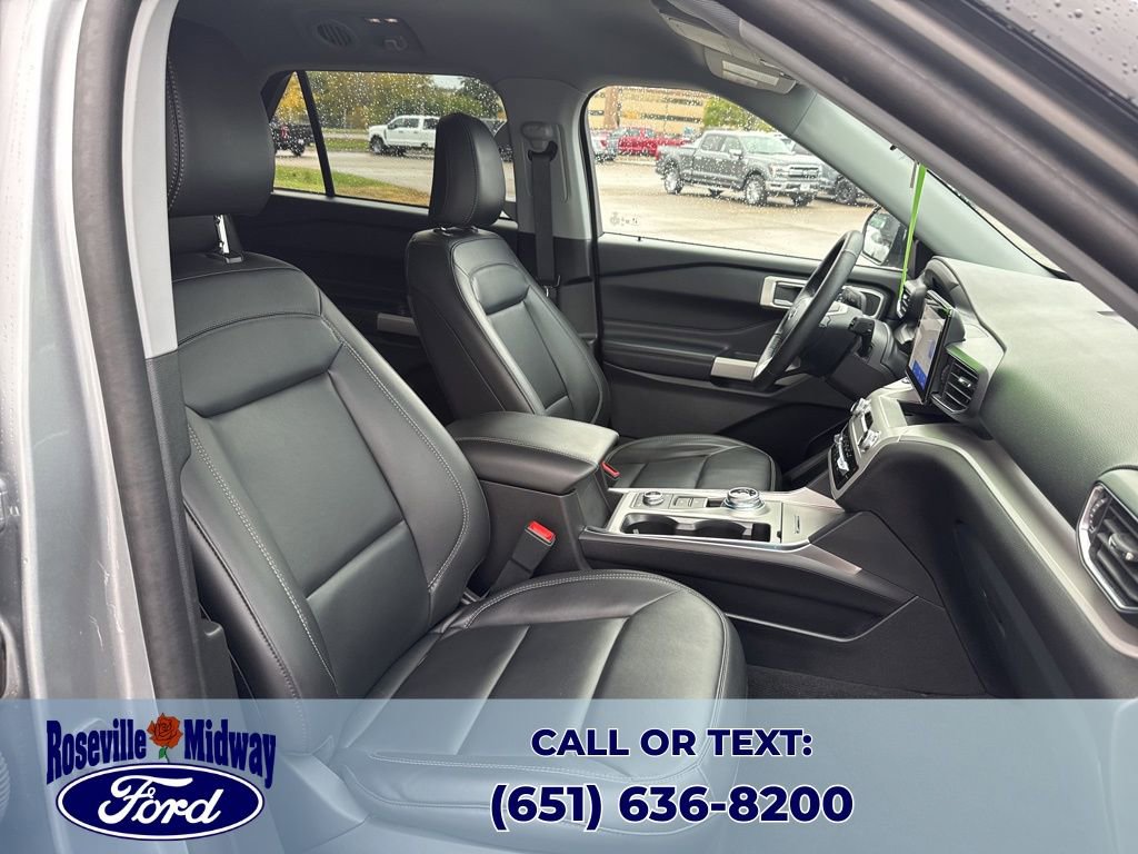 Used 2023 Ford Explorer XLT w/ Equipment Group 202A image 37