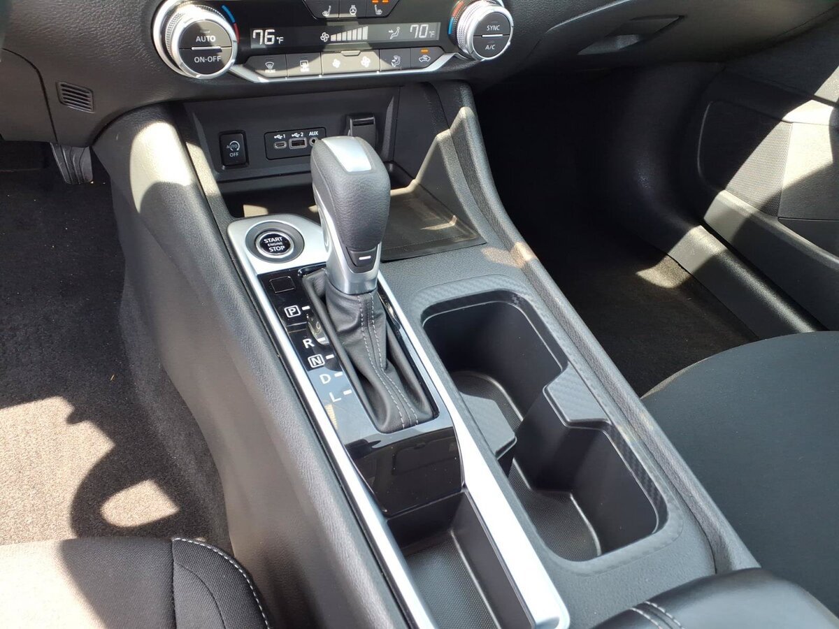Used 2024 Nissan Sentra SV w/ All-Weather Package FWD image 12