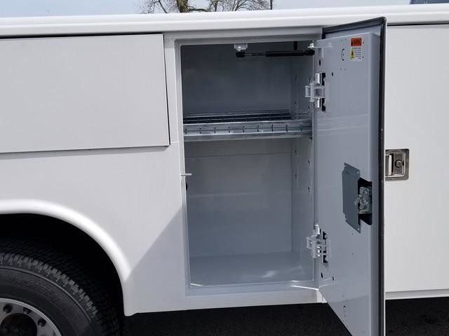 New 2025 Ford F550 4x4 Regular Cab Super Duty image 13