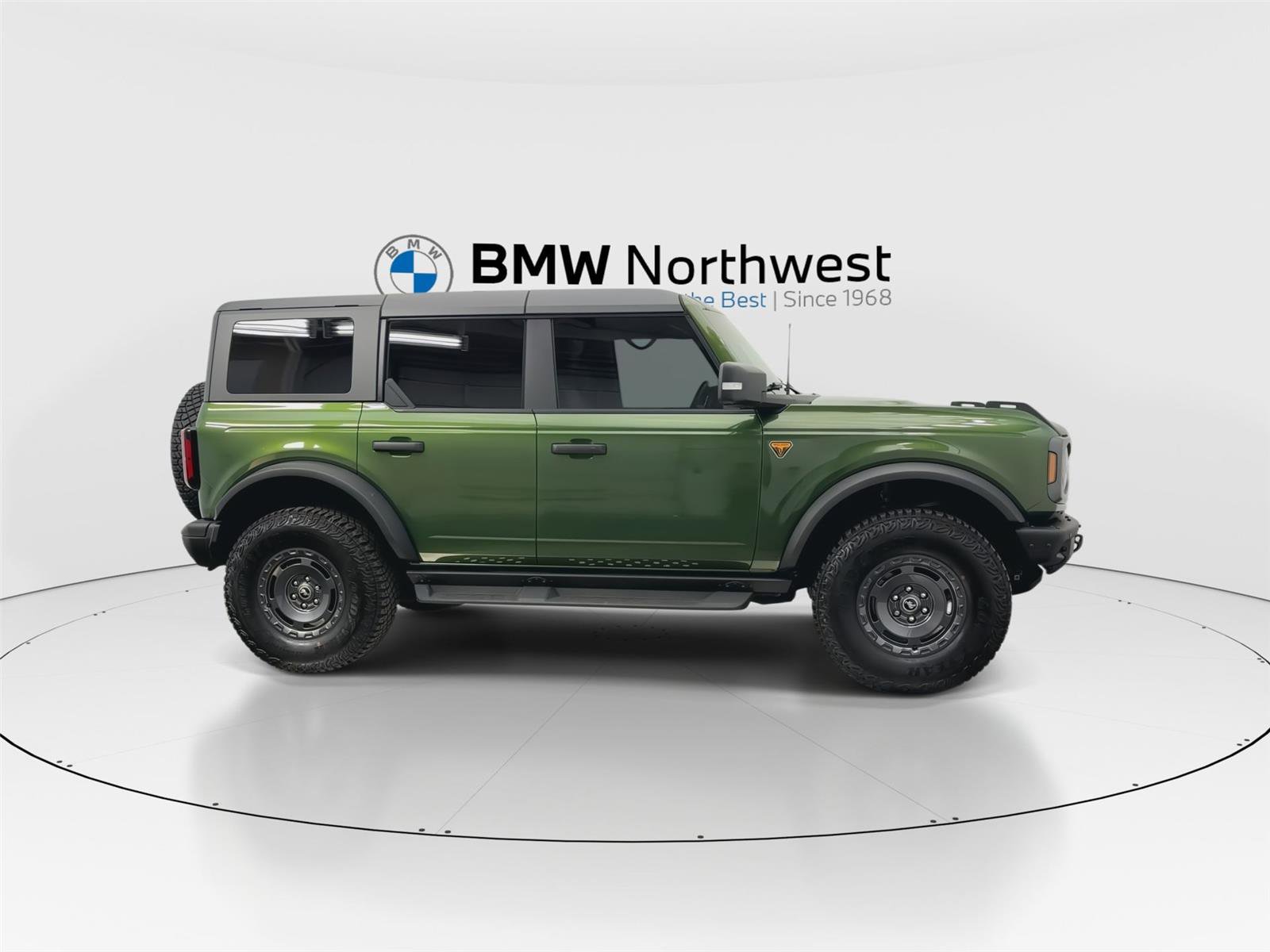 Used 2024 Ford Bronco Badlands AWD/4WD image 5