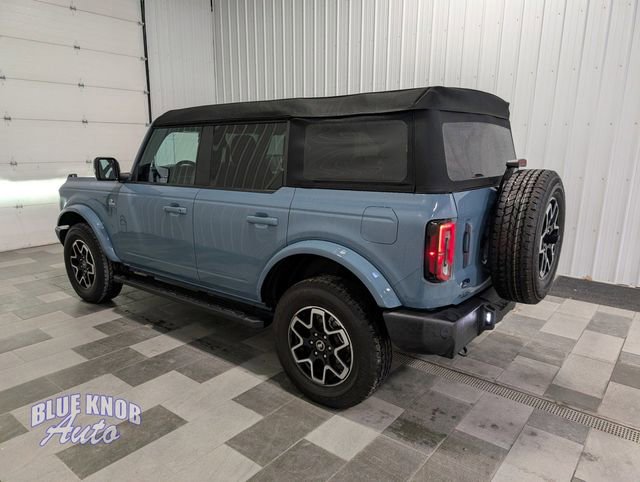 Used 2023 Ford Bronco Outer Banks AWD/4WD image 2