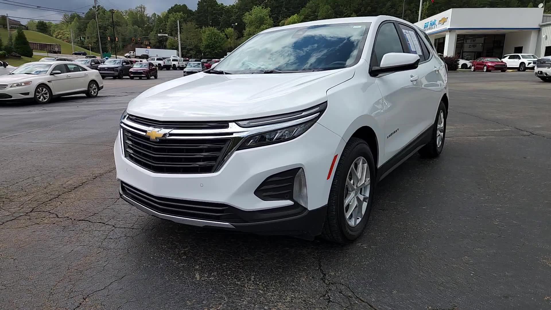 Used 2024 Chevrolet Equinox LT image 12