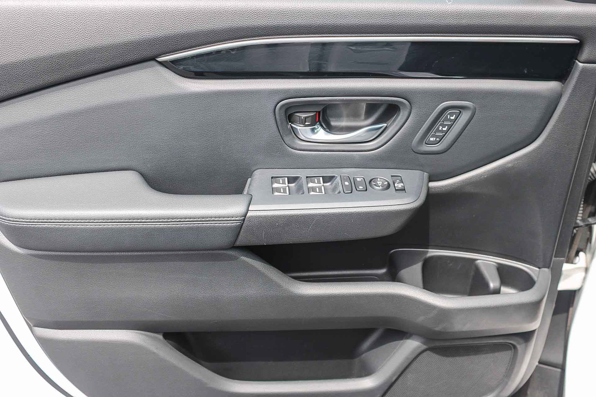 Certified 2025 Honda Pilot EX-L image 21