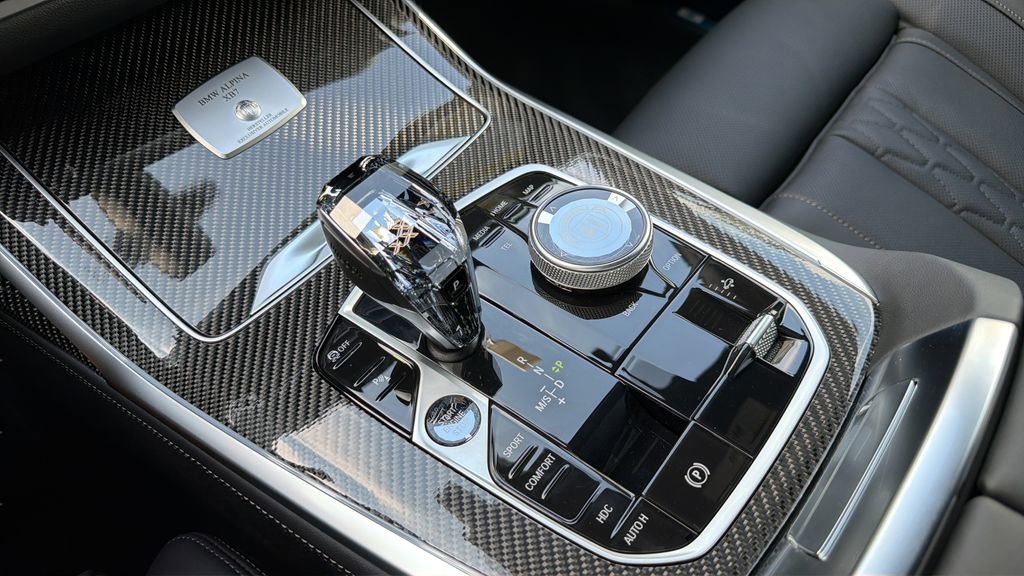 New 2026 BMW ALPINA XB7 image 15