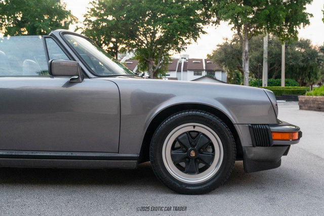 Used 1986 Porsche 911 Carrera RWD image 11
