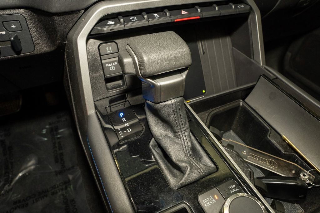 Used 2025 Toyota Tundra Platinum image 18