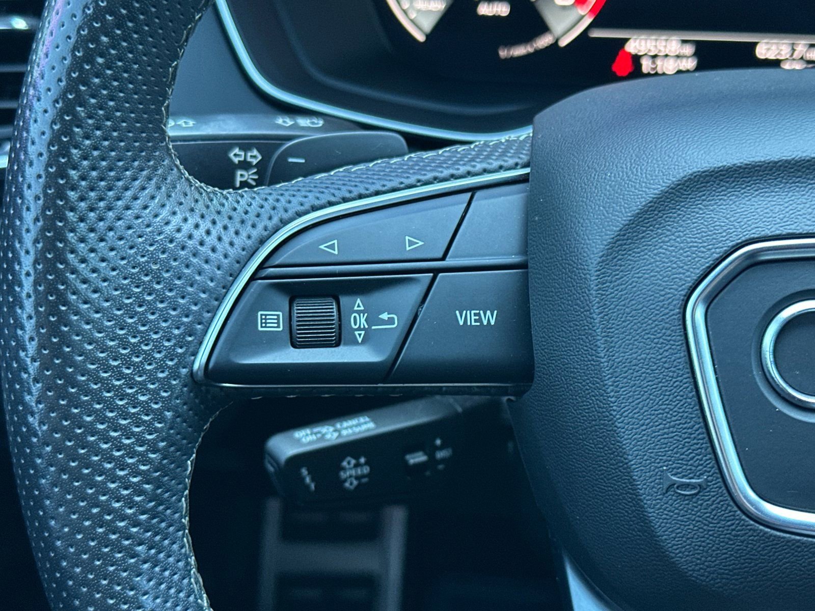 Used 2021 Audi SQ5 Premium Plus w/ Premium Plus Package image 27