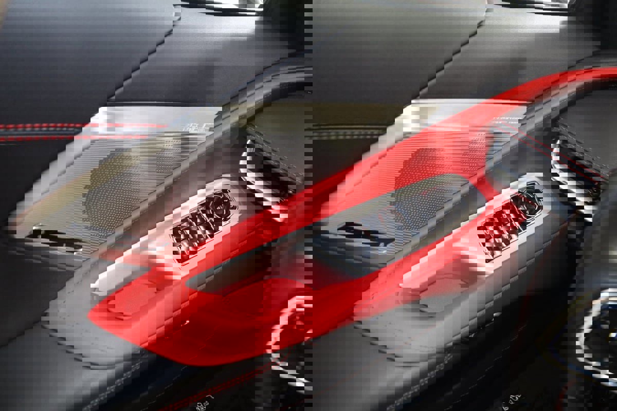 Used 2023 Chevrolet Corvette Stingray Preferred Conv w/ 2LT image 46