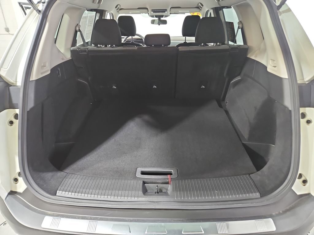 Certified 2021 Nissan Rogue SV image 23