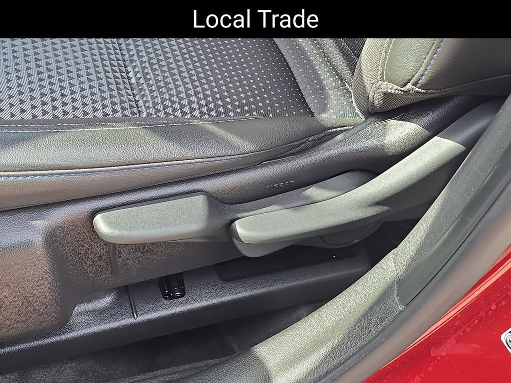 Used 2025 Chevrolet Trax LT w/ Driver Confidence Package FWD image 7
