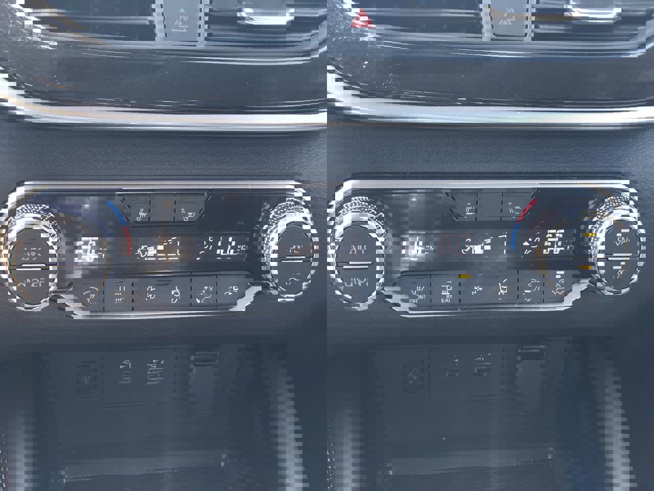 Used 2025 Nissan Altima 2.5 SR w/ SR Premium Package image 29