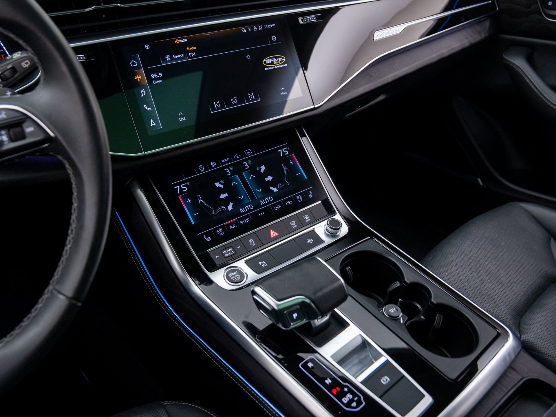 Used 2023 Audi Q8 Premium Plus image 11