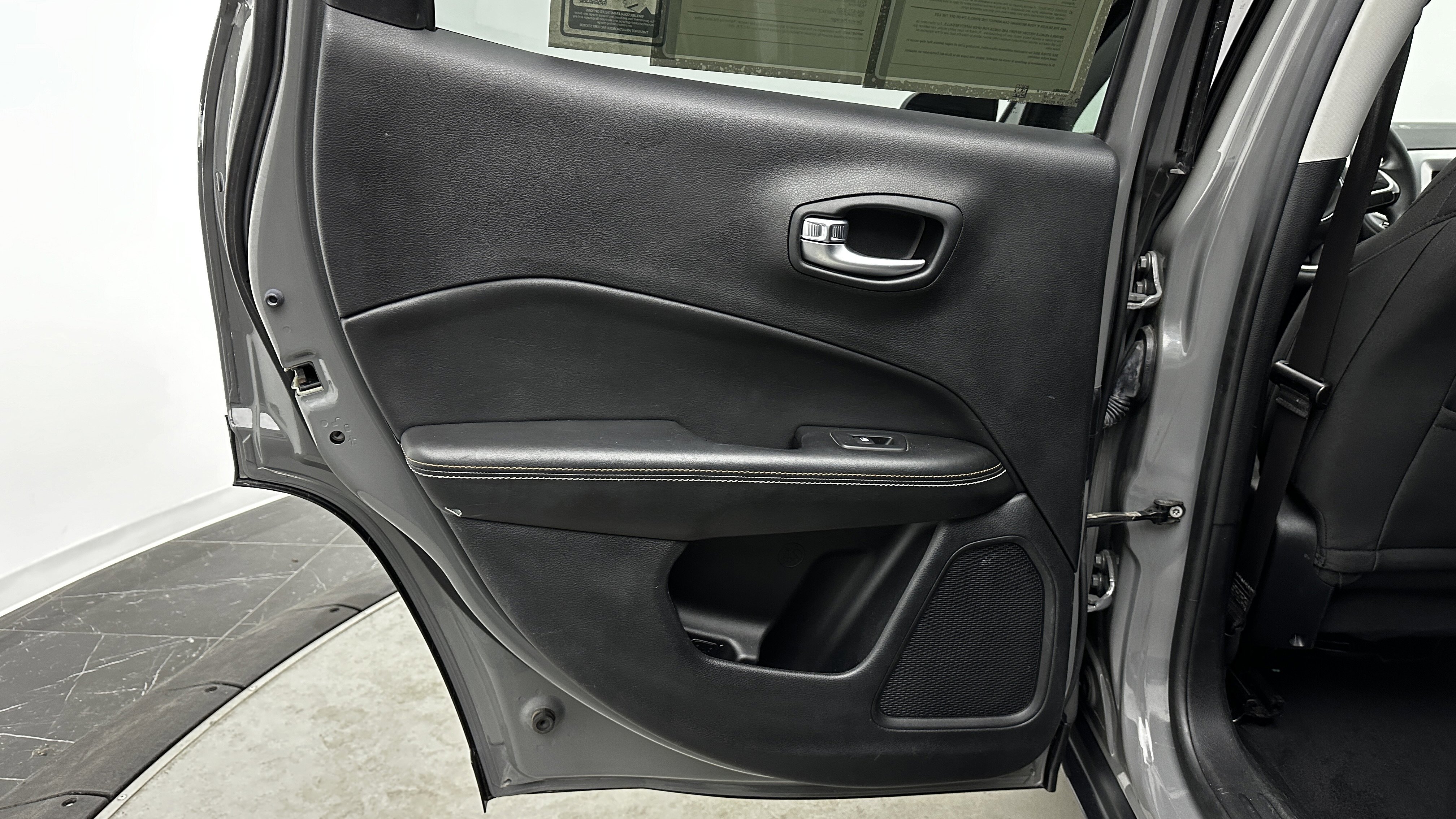 Used 2019 Jeep Compass Sport image 24