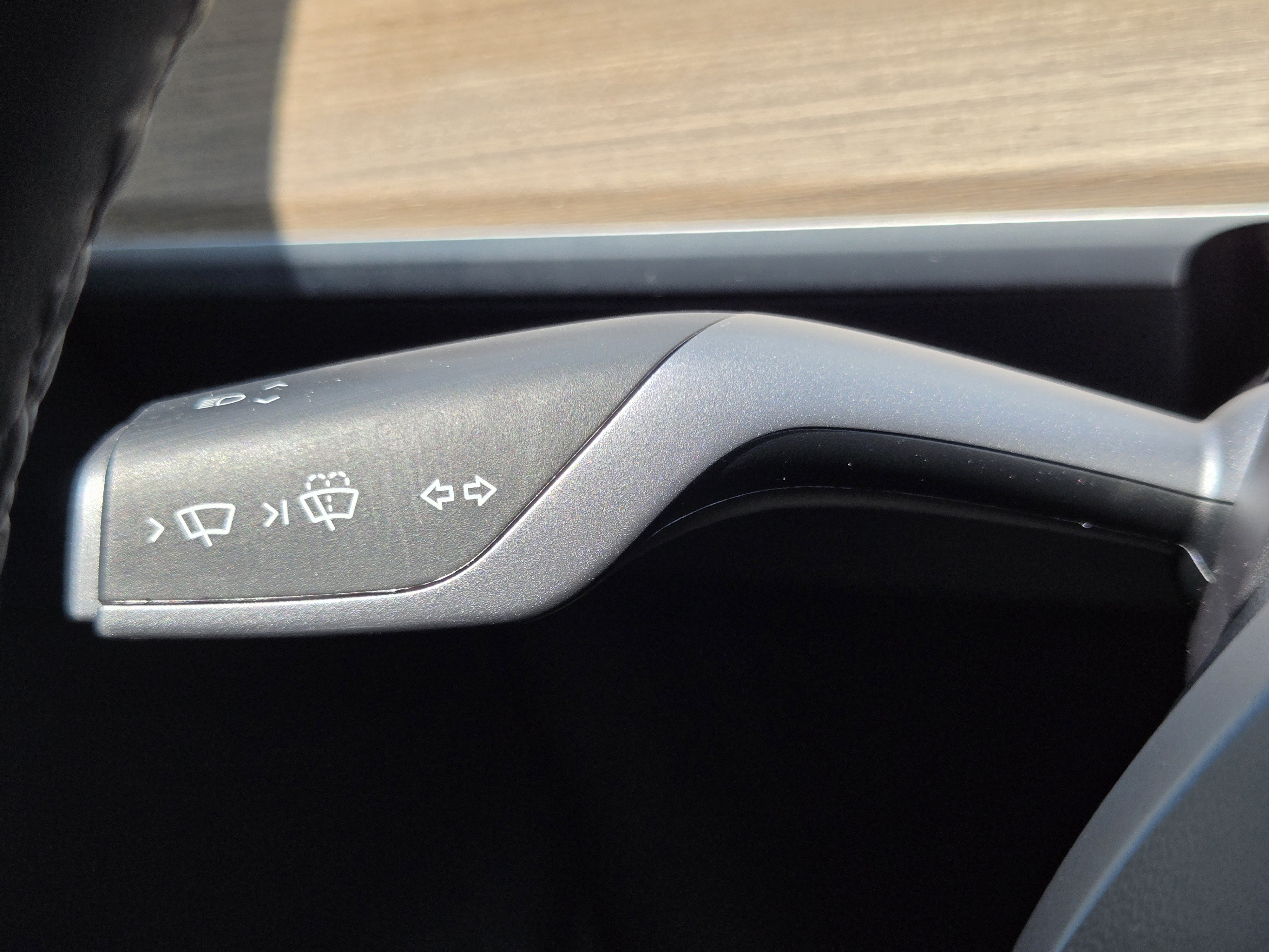 Used 2023 Tesla Model Y Performance AWD/4WD image 17