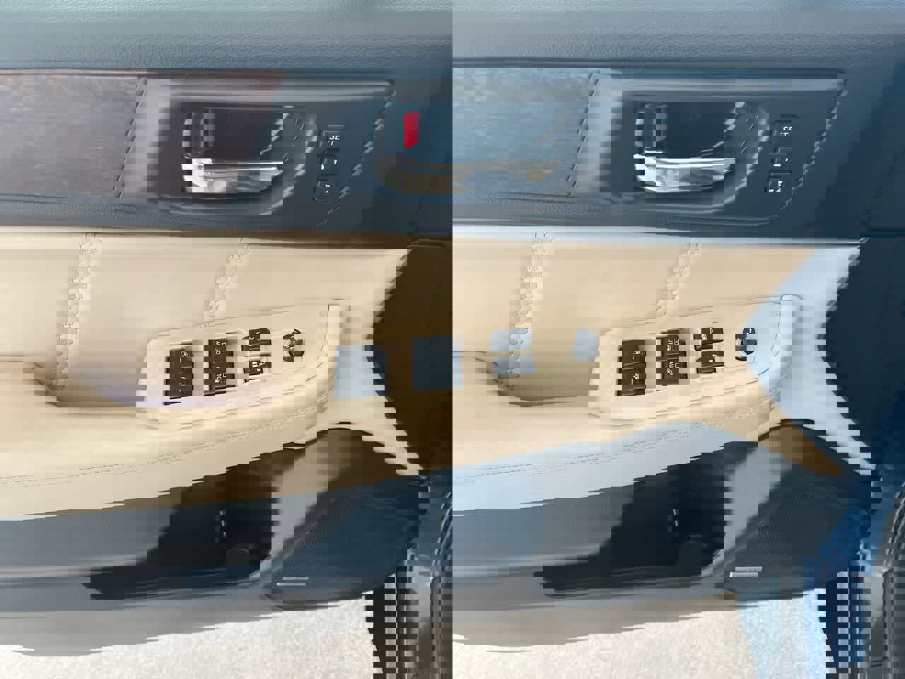 Used 2019 Subaru Outback 3.6R Limited image 13