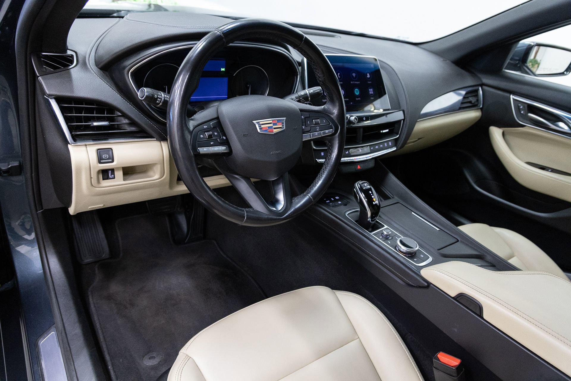 Used 2020 Cadillac CT5 Luxury image 6